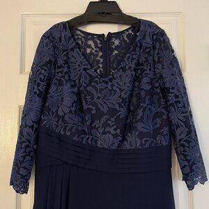 Women's Evening Gown in Navy